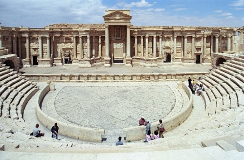 "Palmyra theater02(js)" by Jerzy Strzelecki - Own work. Licensed under CC BY-SA 3.0 via Wikimedia Commons 